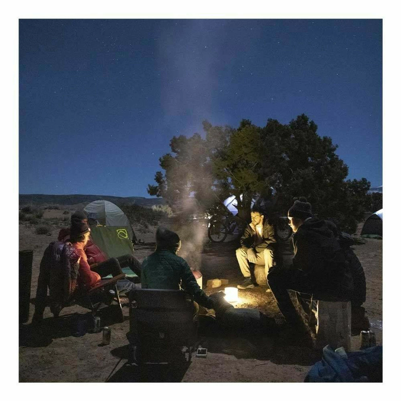 MPOWERD Luci Solar Inflatable Base Light - Image 6