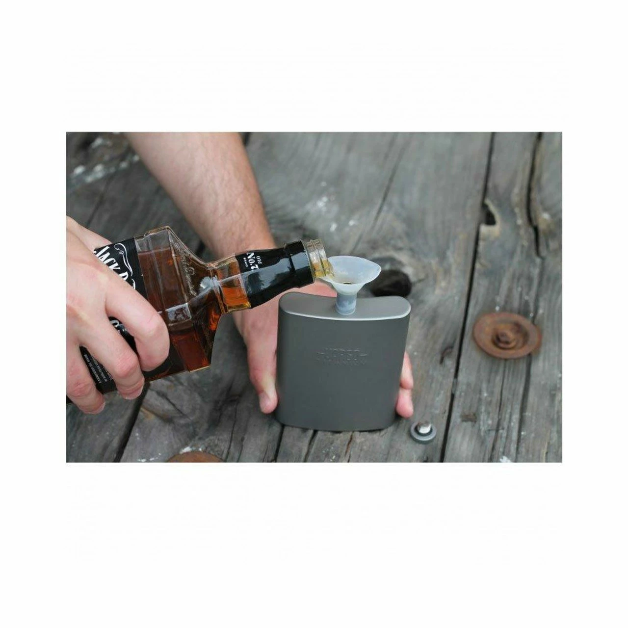 Vargo Titanium Funnel Flask - Image 3